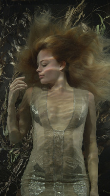 Margot Robbie Poster 2456268