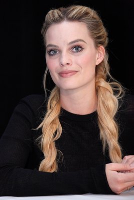 Margot Robbie Poster 2613353