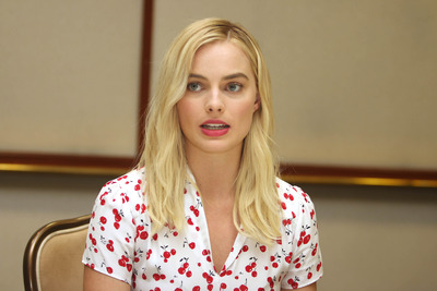 Margot Robbie Poster 2613370