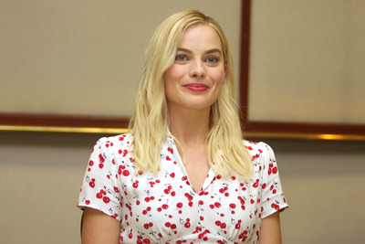 Margot Robbie Poster 2613378