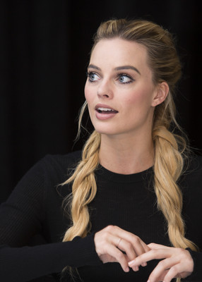 Margot Robbie Poster 2613406