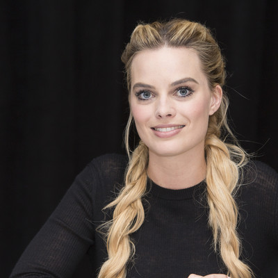 Margot Robbie Poster 2613408