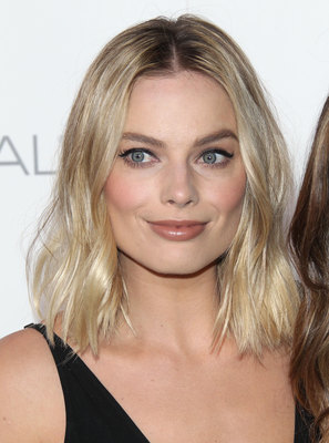 Margot Robbie Poster 2816911