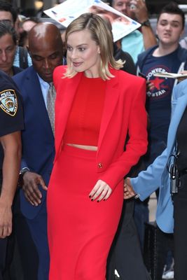 Margot Robbie Poster 2816975