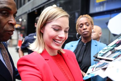 Margot Robbie Poster 2816992