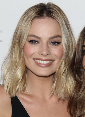 Margot Robbie Poster 2817142