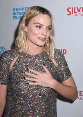 Margot Robbie Poster 2817196