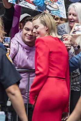 Margot Robbie Poster 2817334