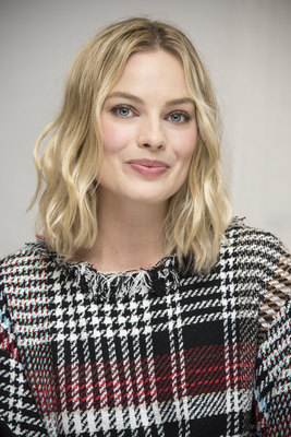 Margot Robbie Poster 2886134