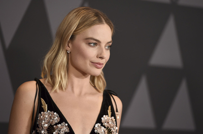 Margot Robbie Poster 2886137