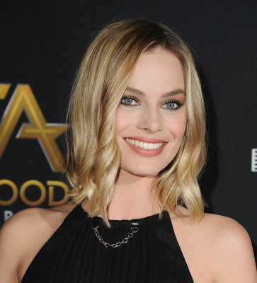 Margot Robbie Poster 2886142