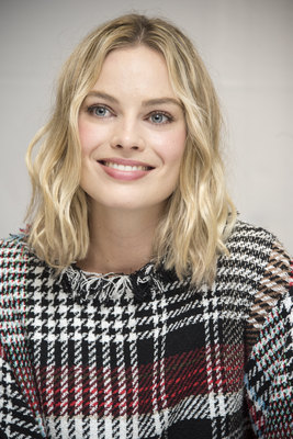 Margot Robbie Poster 2886218