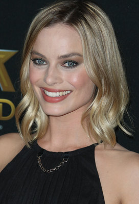 Margot Robbie Poster 2886226
