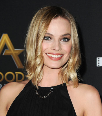 Margot Robbie Poster 2886237
