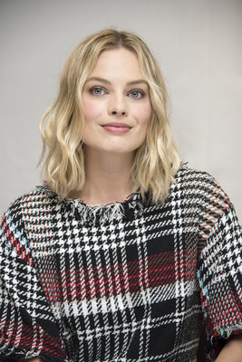 Margot Robbie Poster 2886241