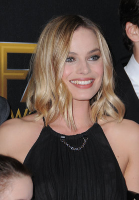 Margot Robbie Poster 2886261