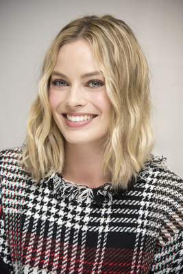 Margot Robbie Poster 2886276