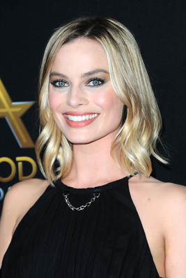 Margot Robbie Poster 2886292