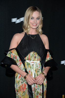 Margot Robbie Poster 2886400