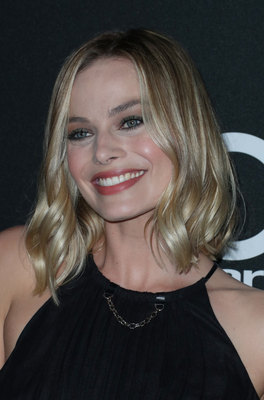 Margot Robbie Poster 2886416
