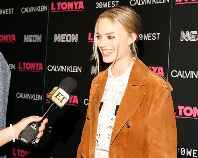 Margot Robbie Poster 2925806