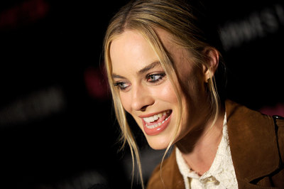Margot Robbie Poster 2925811