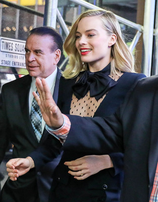 Margot Robbie Poster 2925893