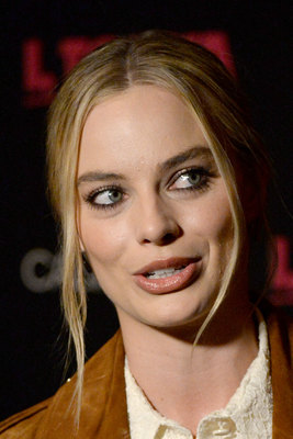 Margot Robbie Poster 2926002