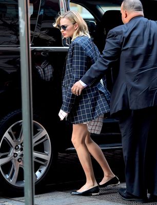 Margot Robbie Poster 2926012