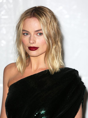 Margot Robbie Poster 2926025