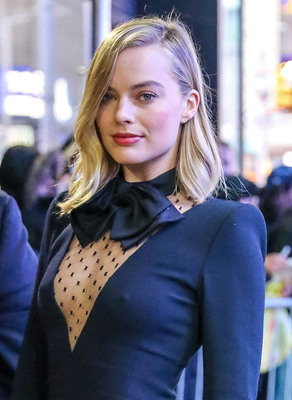 Margot Robbie Poster 2926127