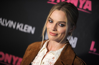 Margot Robbie Poster 2926176