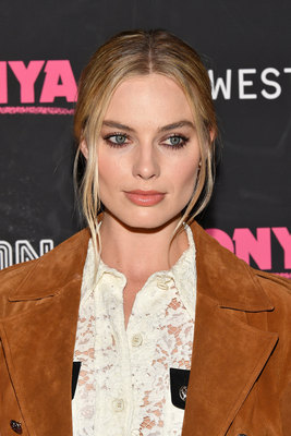 Margot Robbie Poster 2926275