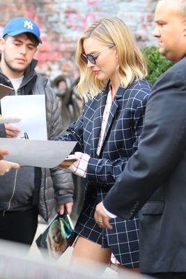 Margot Robbie Poster 2926358