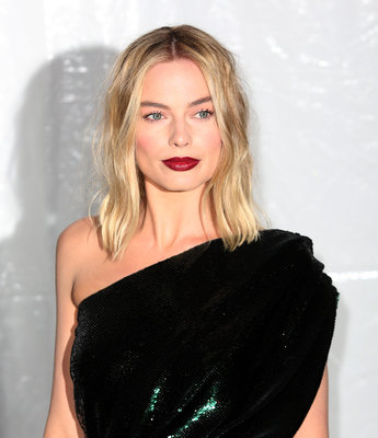 Margot Robbie Poster 2926374