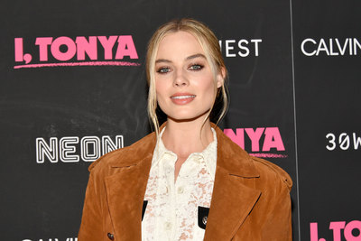 Margot Robbie Poster 2926390