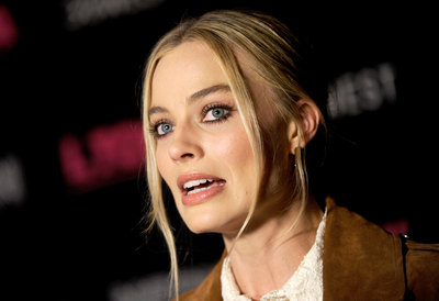Margot Robbie Poster 2926440