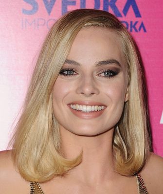 Margot Robbie Poster 2956781