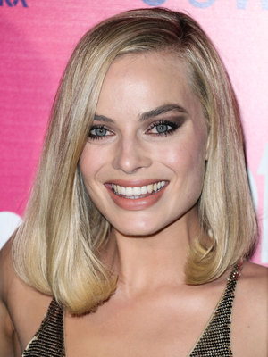 Margot Robbie Poster 2956886