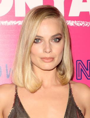Margot Robbie Poster 2957083