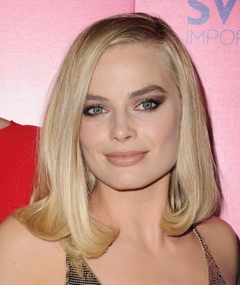 Margot Robbie Poster 2957094