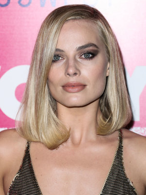 Margot Robbie Poster 2957139