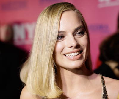 Margot Robbie Poster 2957270