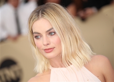 Margot Robbie Poster 3039164