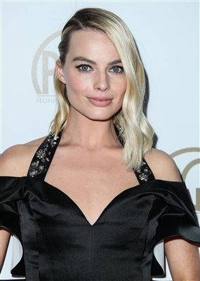 Margot Robbie Poster 3039175