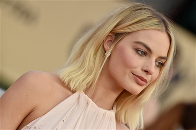 Margot Robbie Poster 3039231