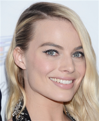 Margot Robbie Poster 3039232