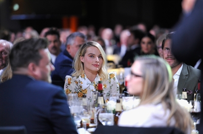 Margot Robbie Poster 3039240