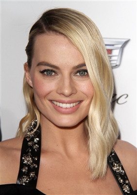 Margot Robbie Poster 3039307