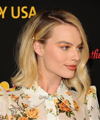 Margot Robbie Poster 3039330